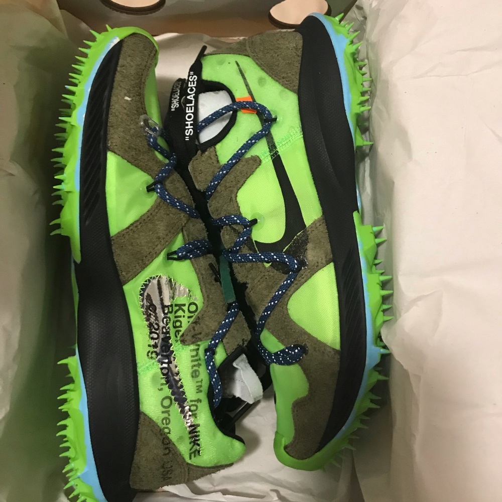 Nike Terra Kiger 5 ***Mens size 8/Women’s 9.5